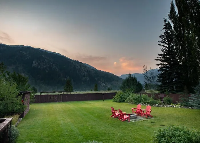 Holiday home Highmark By Kabino Hot Tub Fire Pit Fully Fenced Backyard Wifi *